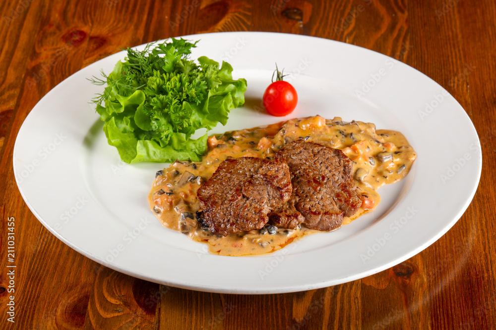 Beef with mushroom sauce Beef with mushroom sauce