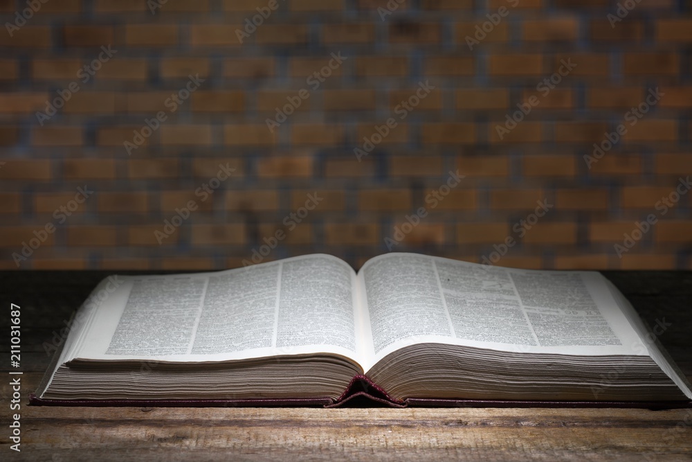 Obraz premium Bible.