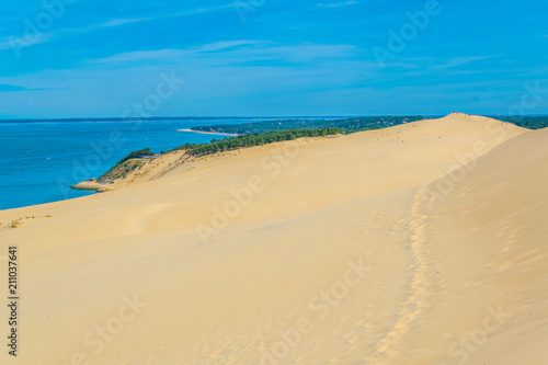 Fototapeta Naklejka Na Ścianę i Meble -  Dune du Pilat, the biggest sand dune in Europe, France