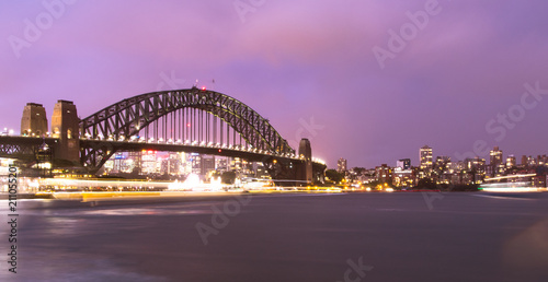 Sydney Harbour Bridge © Joey
