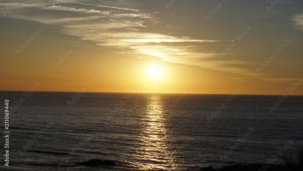 Tramonto del sole al mare