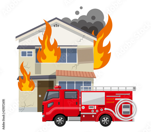 古い家、一軒家：火事、火災、消防車