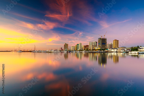 Photos Skyline of Manila City and Manila Bay, Philippines