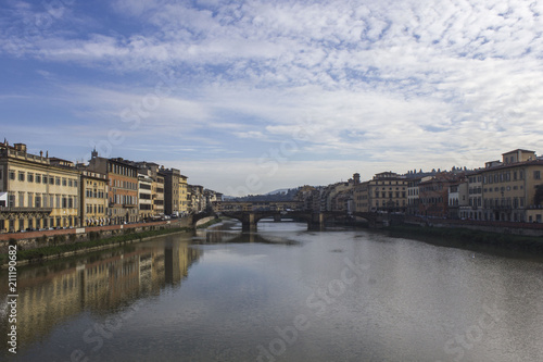 Florence cityscape on Arno river at day time, Italy © greta gabaglio