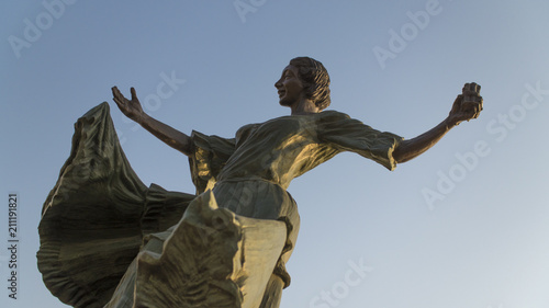 Obraz na plátně María Barilla monumento ubicado en Montería Córdoba Colombia