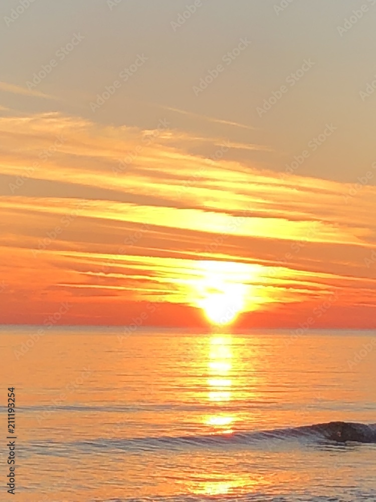Fototapeta premium Sunset over the Gulf