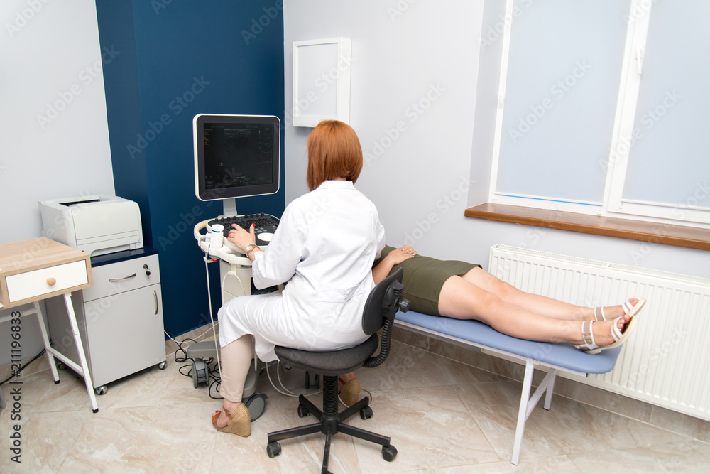 patient,workplace,working,ultra sound scanner,thyroid gland,doctor,medical,medicine,woman,laboratory,lab,people,microscope,science,research,clinic,equipment,hospital,computer,health technology,scienti patient,workplace,working,ultra sound scanner,thyroid gland,doctor,medical,medicine,woman,laboratory,lab,people,microscope,science,research,clinic,equipment,hospital,computer,health technology,scienti
