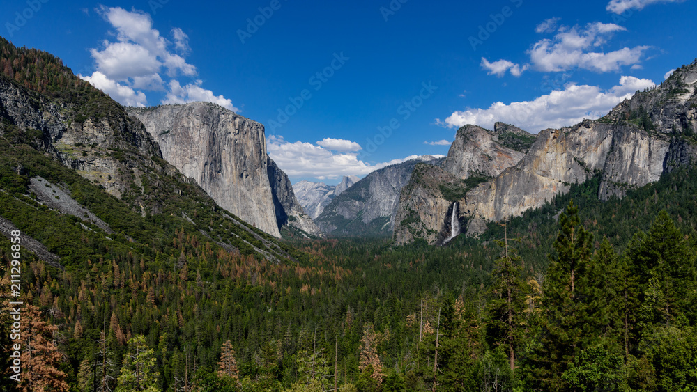 Yosemite Valley 