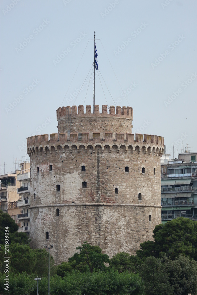 View to White tower in Thessaloniki, Greece View to White tower in Thessaloniki, Greece