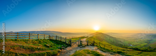 Great Ridge of Mam Tor at beautiful sunrise