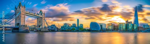 Obraz Panorama of Tower Bridge at Sunset in London, UK