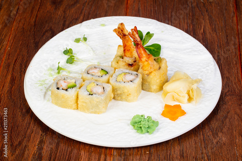 Japanese prawn roll
