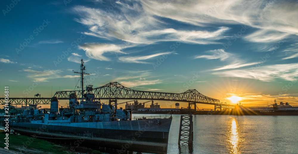 Fototapeta premium U.S.S Kidd and Mississippi River Bridge in Baton Rouge