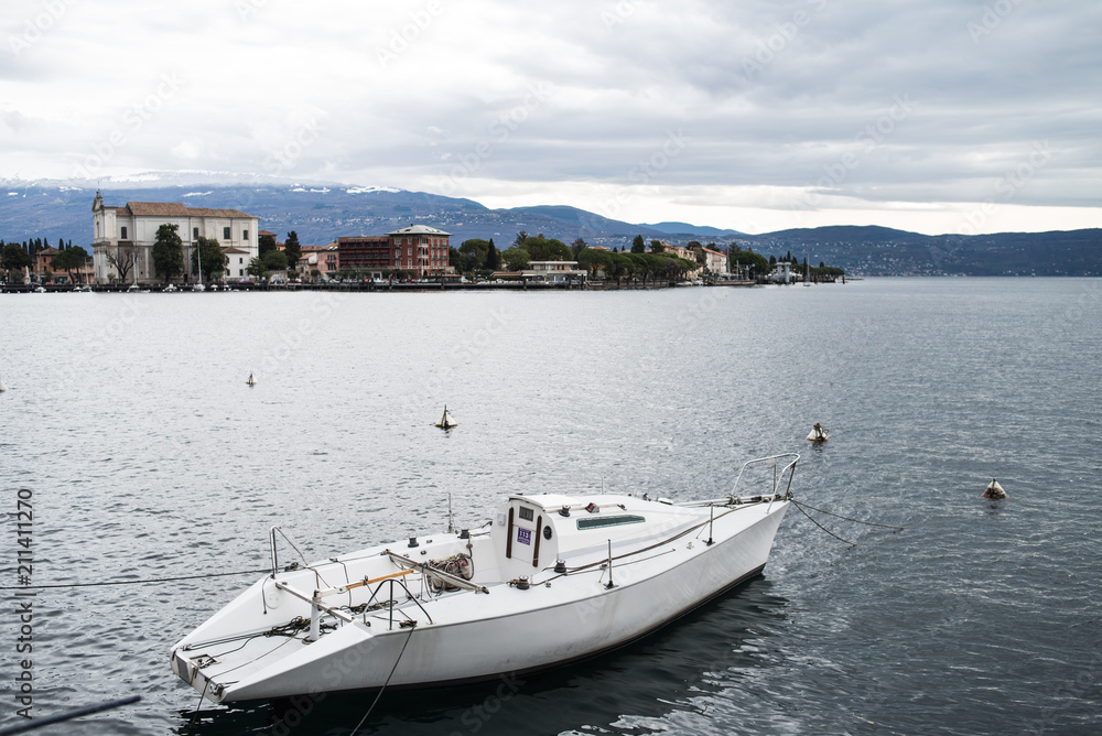 Fototapeta premium Cozy places on a Garda Lake