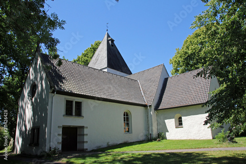 an der evangelischen Kirche Bad Meinberg photo
