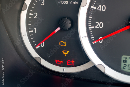 light  engine show on dashboard