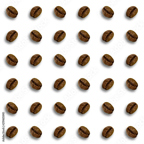 seamless coffee pattern background. Coffee beans with shadows Isolated on light brown © SergeVo