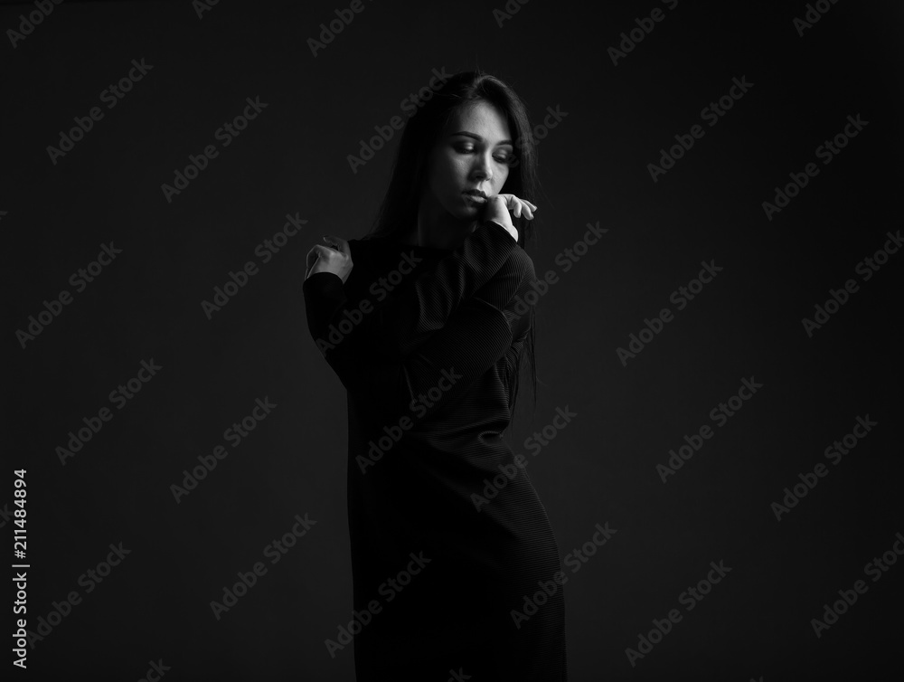 Εκτύπωση καμβά Black and white portrait of a woman.