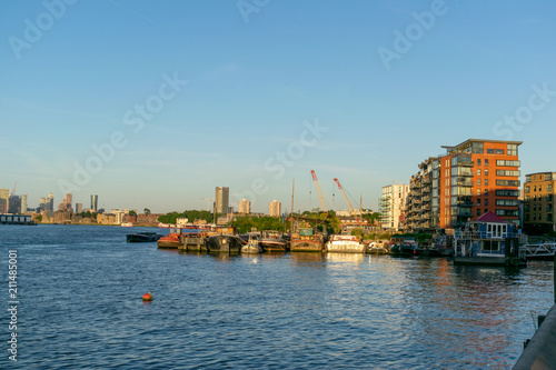 Harbor in London © Dorota