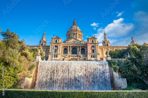 Magic Fountain of Montjuic and the Museu Nacional d'art de Catalunya