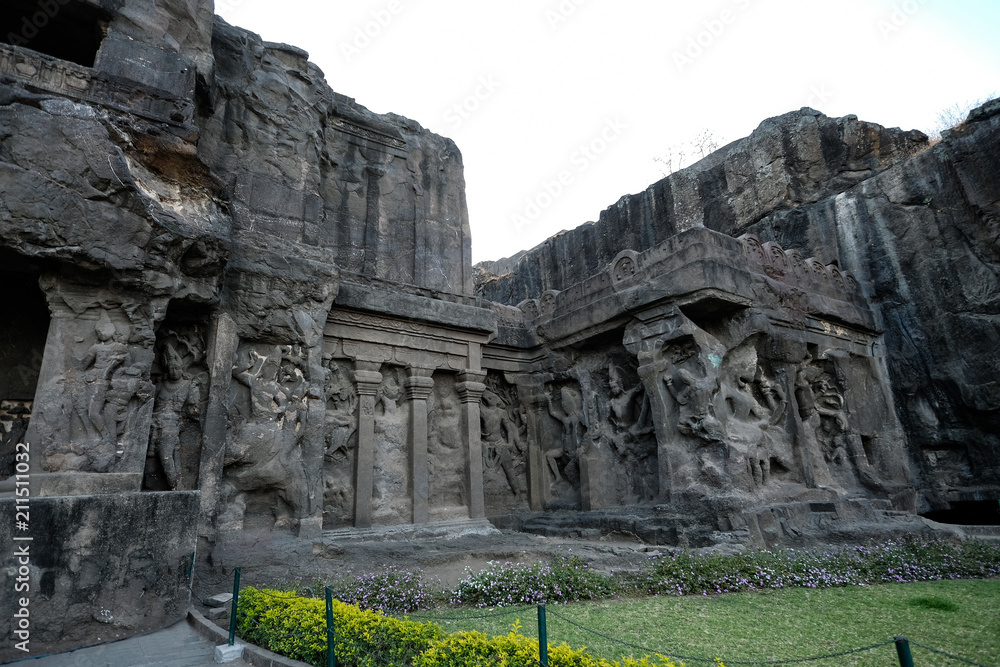 Fototapeta premium Caves of Ellora