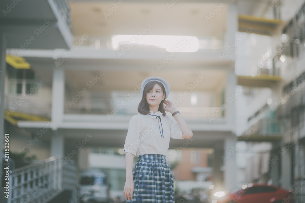 Fototapeta premium Beauty Asian woman in the city. image of cute female