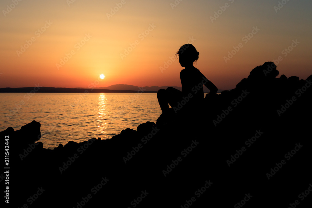 Dreamy and relaxing view of the sunset by the sea