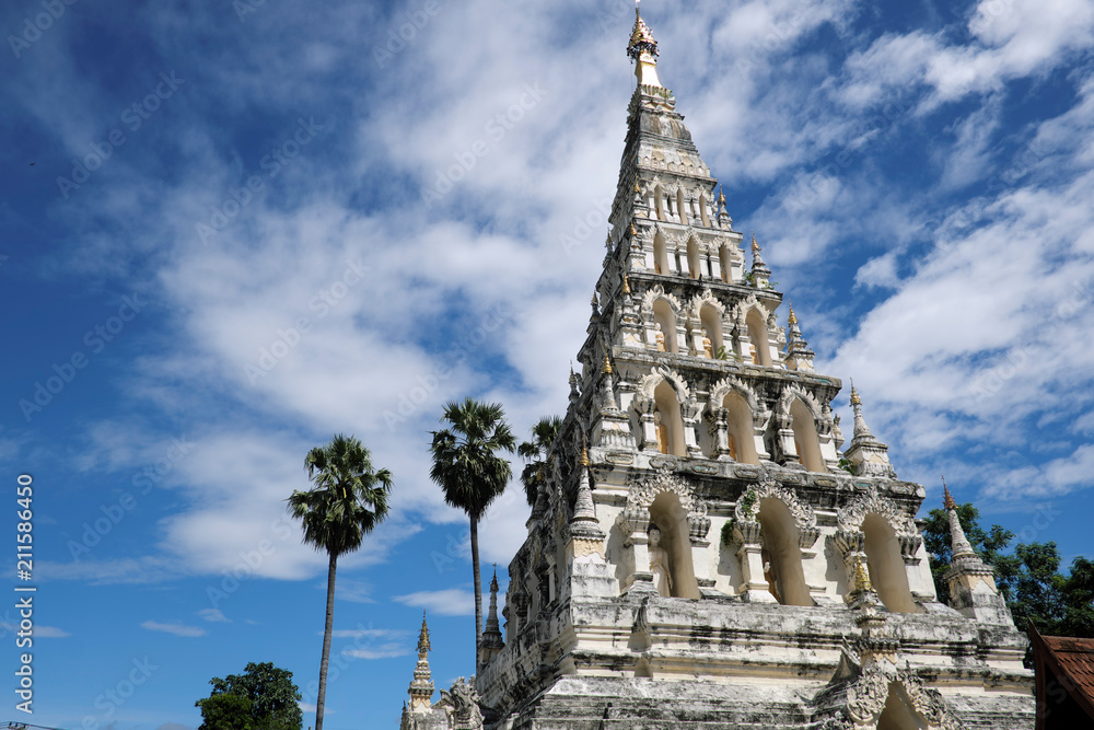 Fototapeta premium Pagoda of Thailand Ancient and ancient