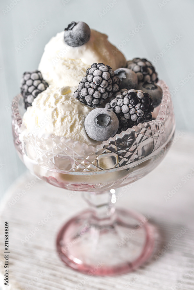 Vanilla ice cream with fozen berries Vanilla ice cream with fozen berries