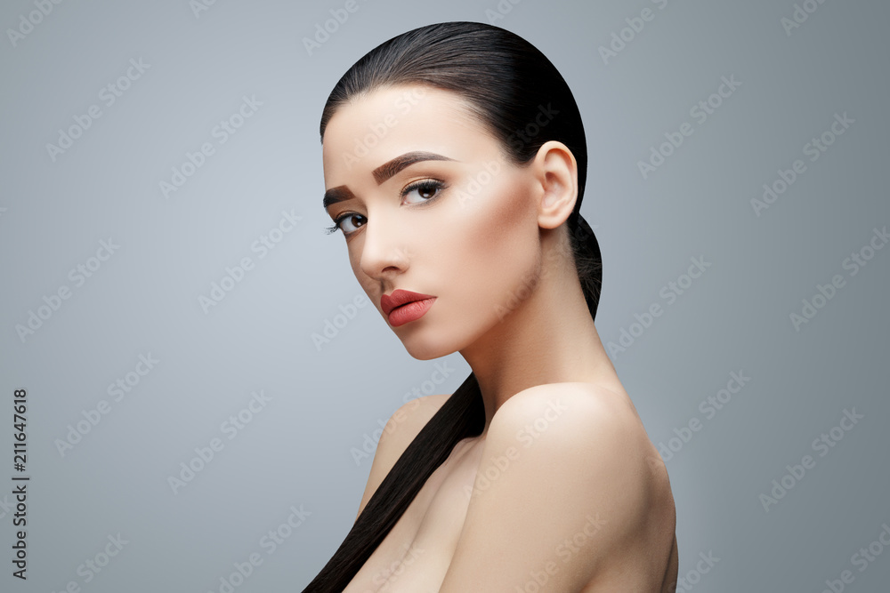 Naklejka premium Brunette asian girl with long straight hair
