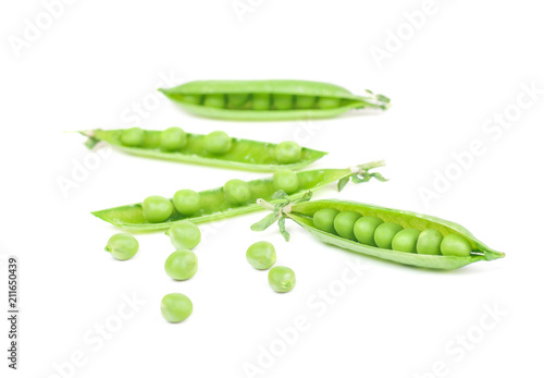 Wallpaper Mural green peas isolated on white background Torontodigital.ca