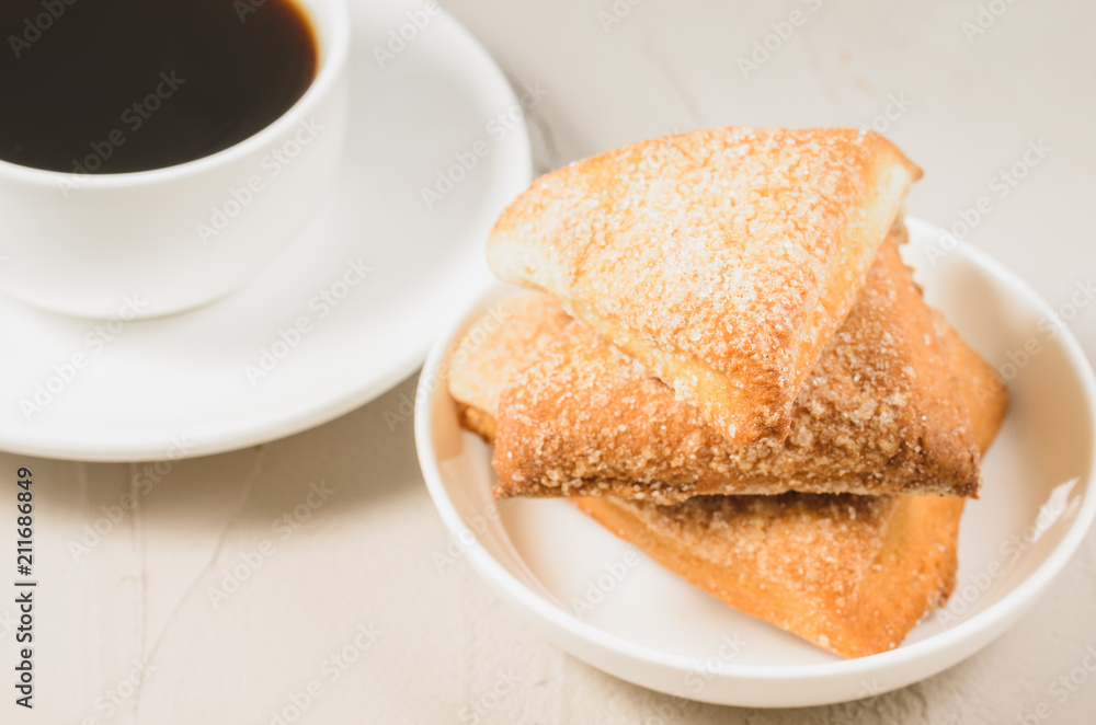 coffee cup and homemade cookies/Breakfast whith coffee cup and homemade cookies, close up coffee cup and homemade cookies/Breakfast whith coffee cup and homemade cookies, close up