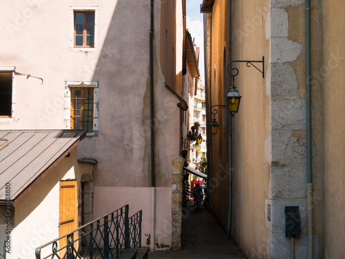 glimpses on the walls of buildings in Annecy France
