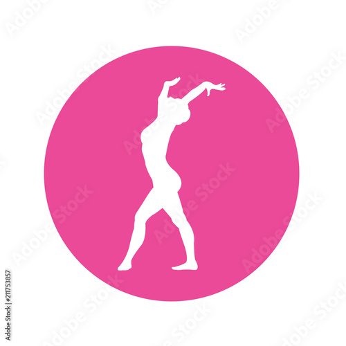 Icono plano silueta mujer gimnasia en suelo en circulo rosa