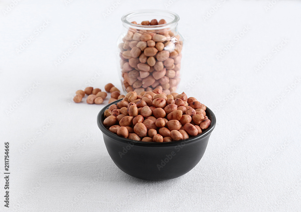 Roasted or dry fried peanuts are a healthy snack with many health