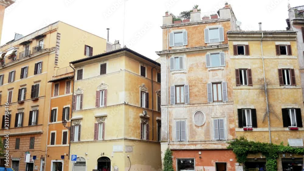 Beautiful Italian buildings architecture in Rome Beautiful Italian buildings architecture in Rome