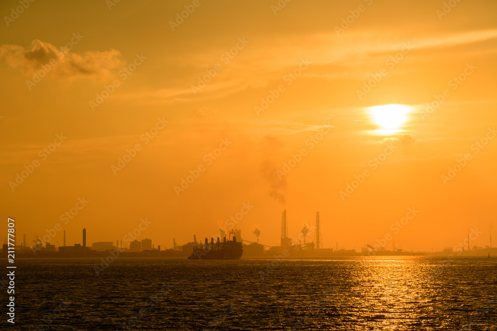 関門海峡の夕日