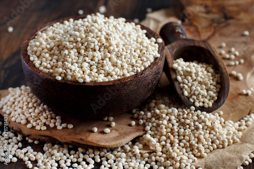 Fototapete Raw White Sorghum grain