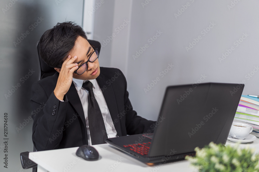 business man working problem using laptop business man working problem using laptop
