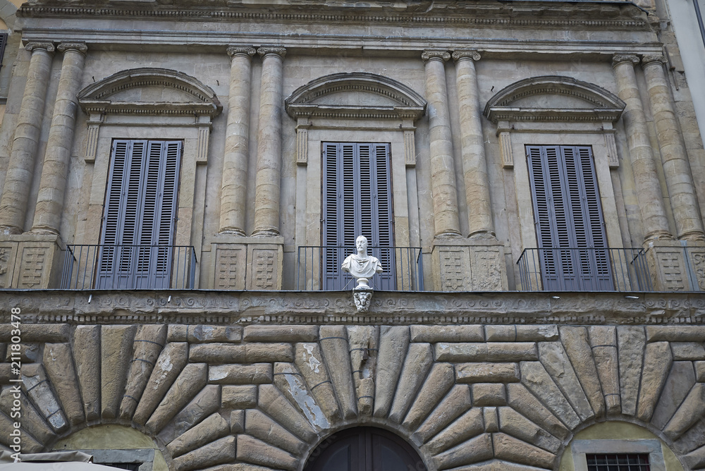Obraz premium Firenze, Italy - June 21, 2018 : Viewof Palazzo Uguccioni