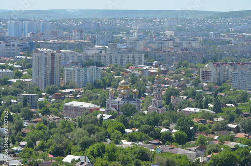 город Саратов, вид на Покровскую церковь с мемориального комплекса Журавли