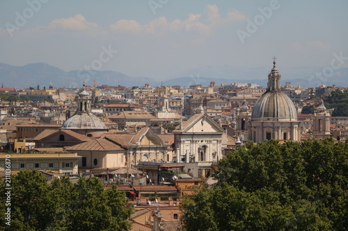 View from Terrazza del Gianicolo to the historic center of Rome, Italy © ClaraNila
