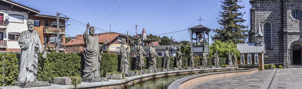 Fototapeta premium the statues of the 12 apostles of Jesus of the Church of St. Peter, City of Gramado / RS Brazil.