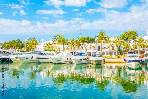 Quadro em tela Marina at Cala D'Or, Mallorca, Spain