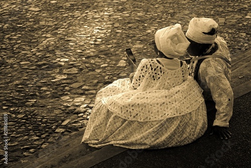 BAIANOS NO PELOURINHO - BAHIA - BRASIL