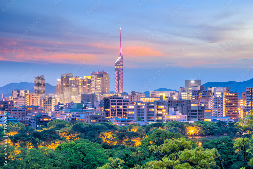 Obraz premium Panoramę miasta Fukuoka w Japonii
