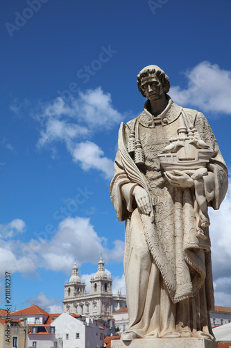 Obraz na plátně Sculpture of Sao Vicente (St