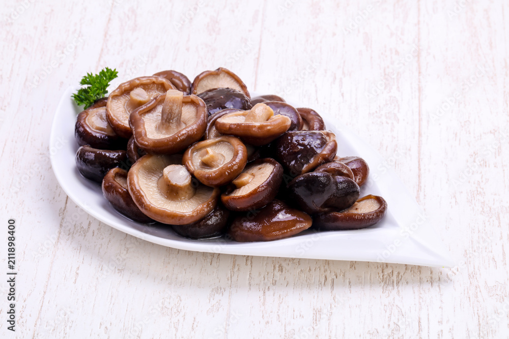Fototapeta premium Pickled mushrooms in the bowl