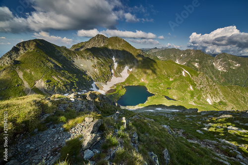 Fototapeta Naklejka Na Ścianę i Meble -  High mountains and glacial lake