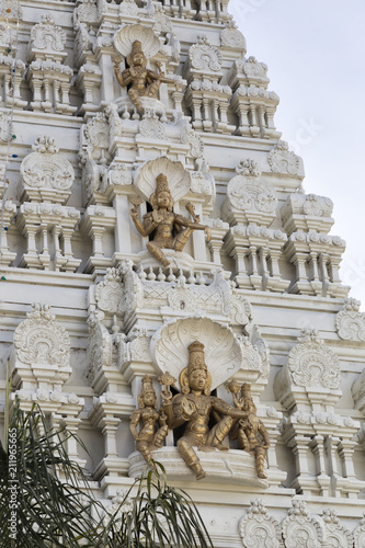 The Malibu Hindu Temple © letfluis